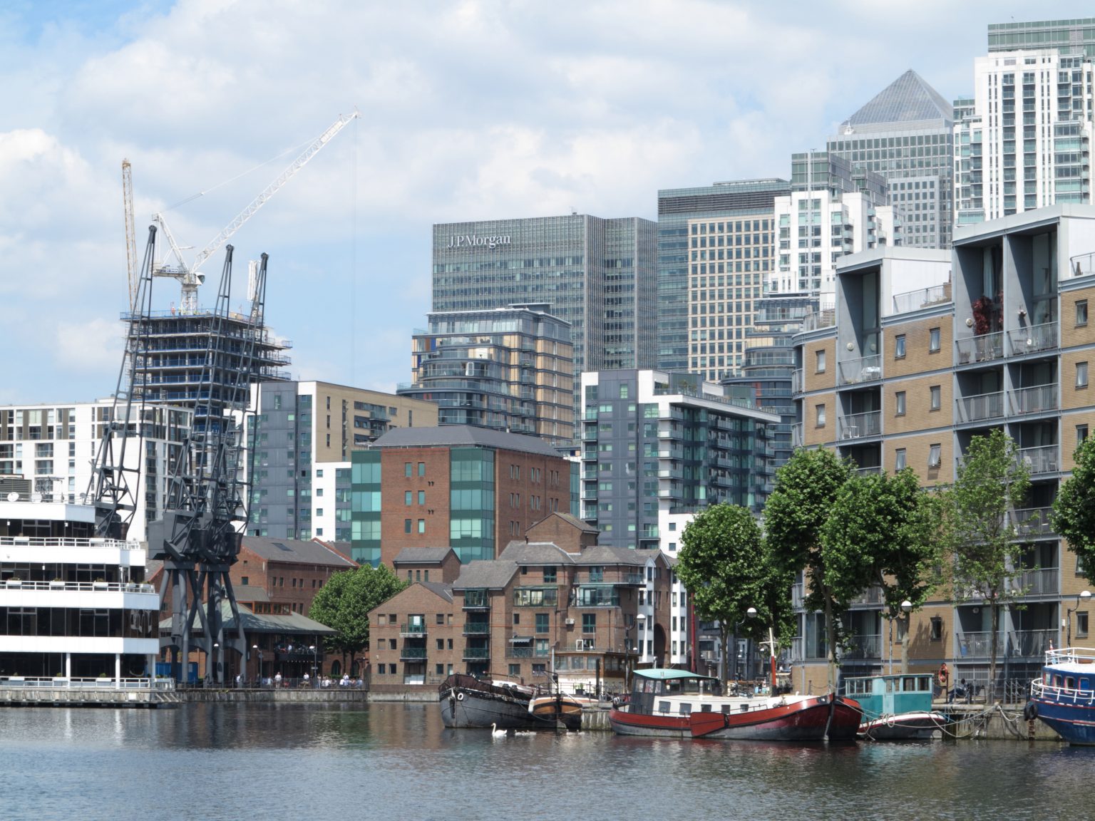 Isle of Dogs, Canary Wharf and E14 Photo | Certified Electricians London